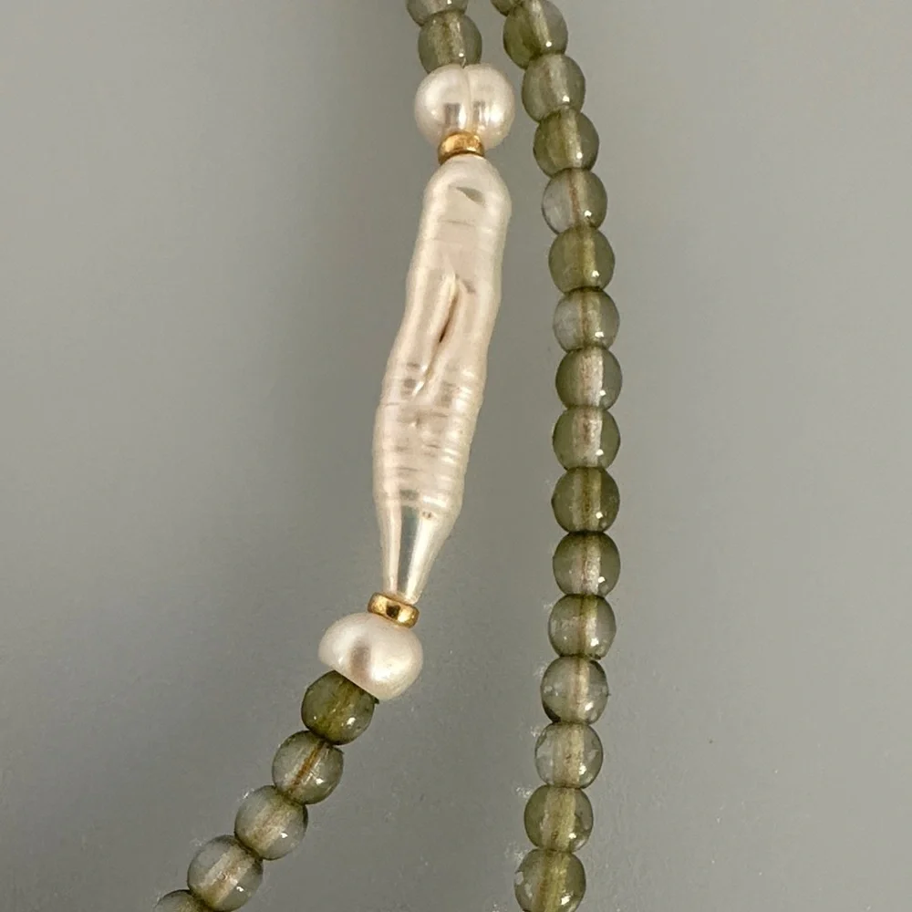 Freshwater Pearl and Green Beaded Necklace with Gold Accents